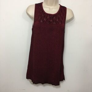 Karl Lagerfeld red sweater textured sleeveless m